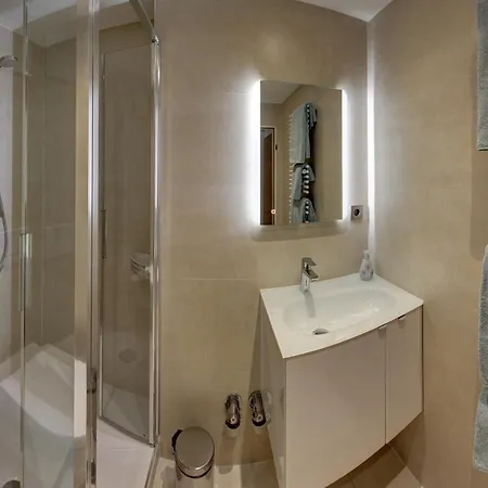Wohlfuehlappartement Alpina Инцелль